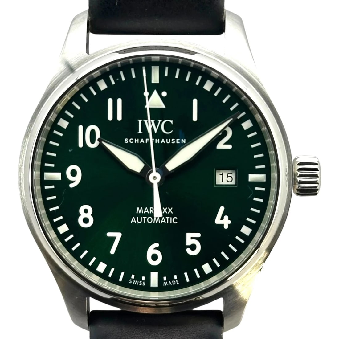 IWC PILOT'S WATCH GREEN: IWC Pilot's Watch Green Brand: IWC Type: Wrist watch Material: Stainless steel Color: Dial Color Green Size: [ Case size ] 40mm / Case thickness: 10.8mm Accessories: None Accessories Notice: