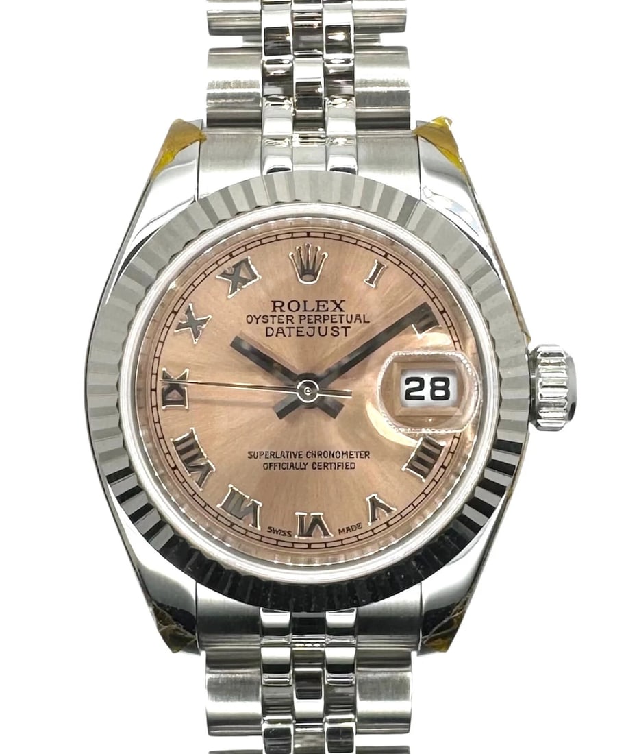 ROLEX DATEJUST PINK: ROLEX Datejust Pink Brand: ROLEX Type: Wrist watch Material: Case Material SS/White Gold Band Material SS/White Gold Color: Dial Color Pink Dial Size: [ Size ] 26.0mm/14.0cm Accessories: None