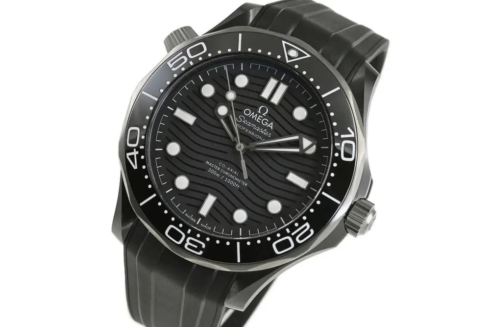 OMEGA SEAMASTER WATCH: OMEGA Seamaster WATCH Brand: OMEGA Type: Wrist watch Material: Color: Dial Color black Size: [ Case size ] 43.5mm [ Arm circumference size ] 20cm Accessories: None Accessories Notice: When