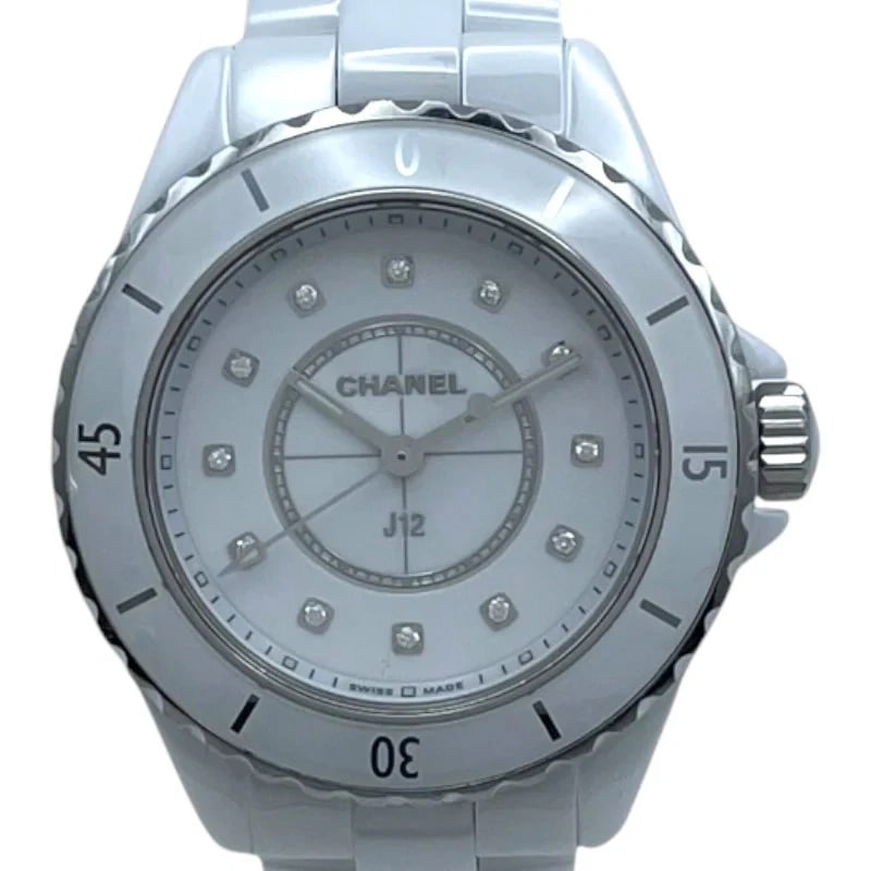 CHANEL J12 WHITE CERAMIC WATCH: Chanel J12 White Ceramic WATCH Brand: CHANEL Type: Wrist watch Material: ceramic Color: Dial Color White Size: [ Case size ] 33mm / Case shape: Round face / Case thickness: 12.8mm [ Arm circumfere