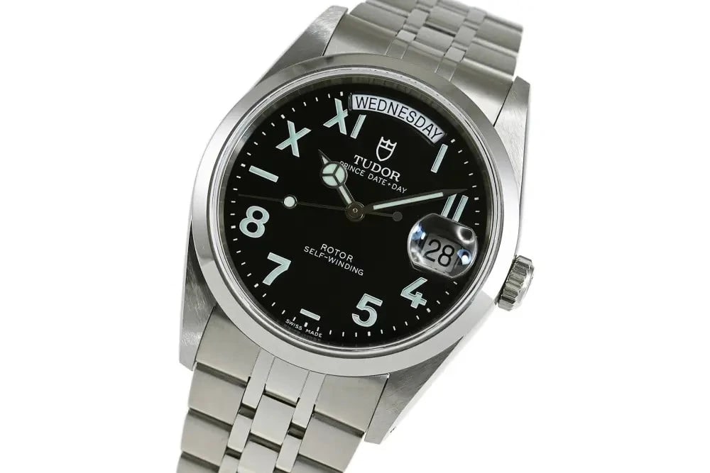 TUDOR BLACK WATCH: Tudor Black WATCH Brand: TUDOR Type: Wrist watch Material: ss Color: Dial Color black Size: [ Case size ] 36mm [ Arm circumference size ] 20.5cm Accessories: None Accessories Notice: When