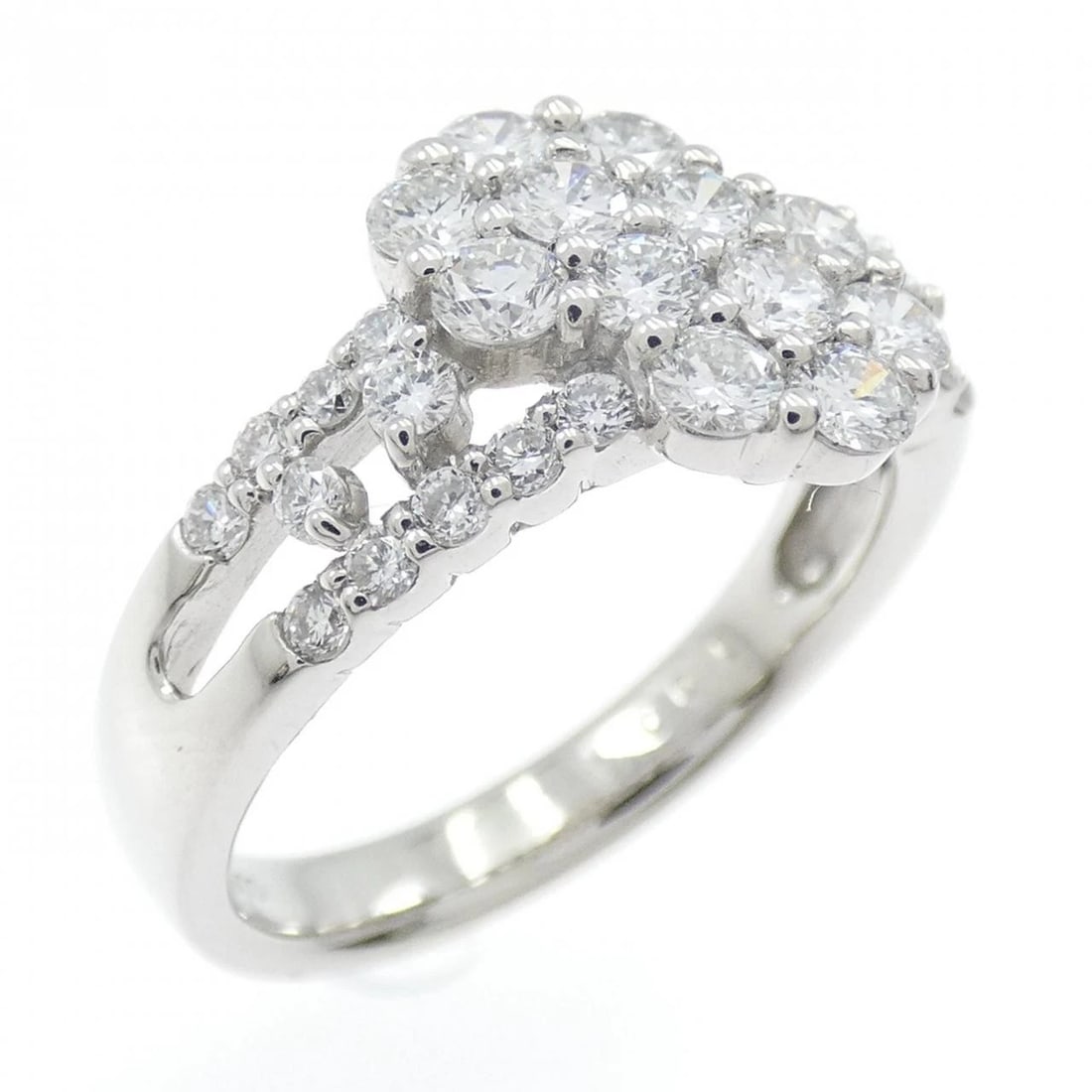 PT900 DIAMOND RING: PT900 Diamond Ring Brand: Unbranded Type: Diamond Ring Material: PT900, Color: platinum Size: US 6 1/4 Accessories: None Accessories Notice: When purchasing pre-owned goods, please refer t