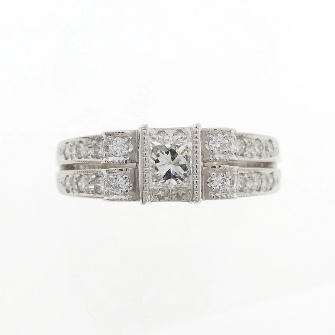 PT900 DIAMOND RING - 2