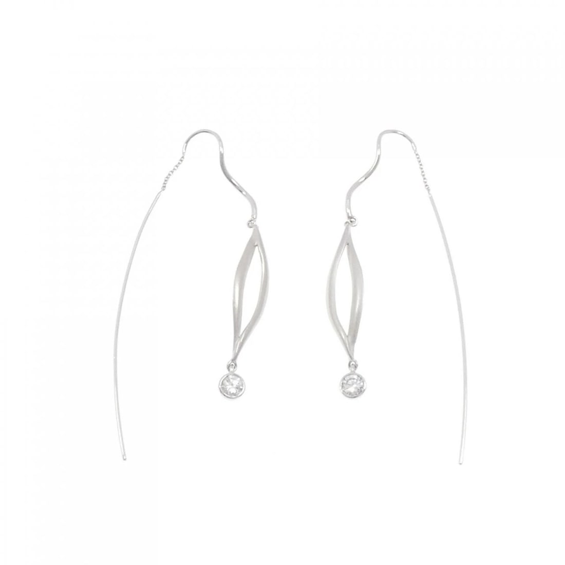 K18WG DIAMOND PIERCE: K18WG Diamond Pierce Brand: Unbranded Type: Diamond Pierce/Earring Material: K18 white gold, Main Stone/Creation natural Color: white Size: Actual size Approx. length x width: 106.6mm x 7.7mmA