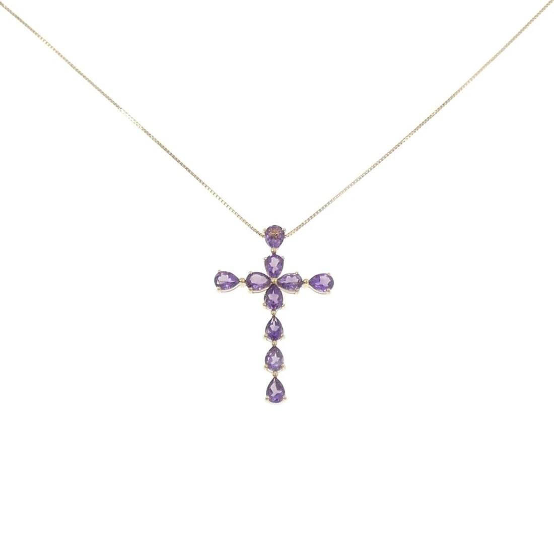 K18YG CROSS AMETHYST NECKLACE: K18YG Cross Amethyst Necklace Brand: Unbranded Type: Amethyst Necklace Material: K18 yellow gold, Color: yellow Size: Actual Size Pendant length approx. x width approx.: 28.2mmx18.5mm Chain maximu