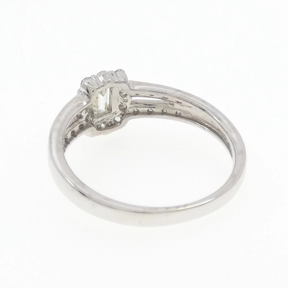 PT900 DIAMOND RING - 2