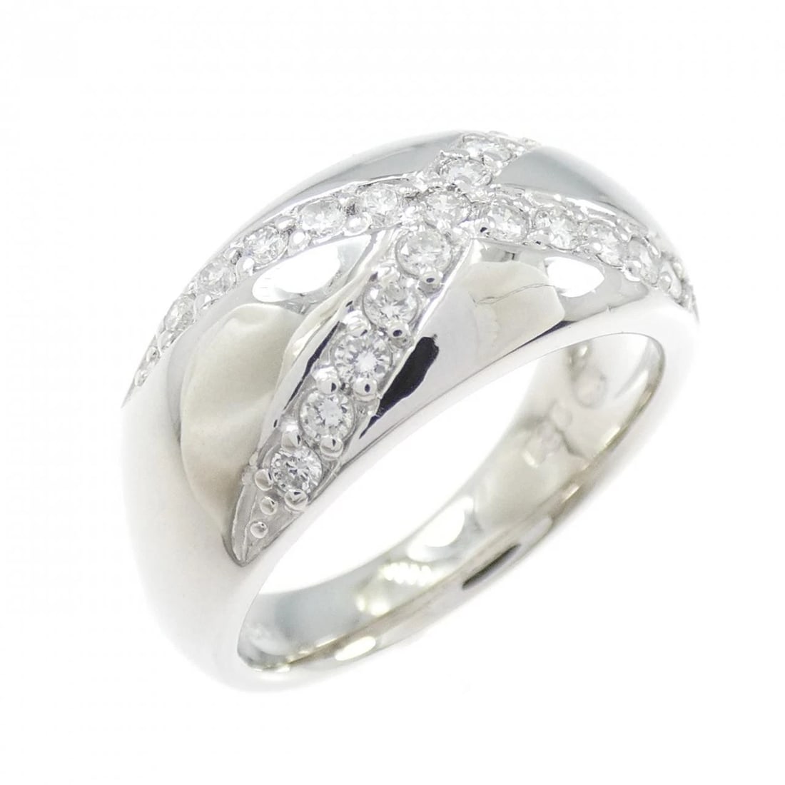 PT900 DIAMOND RING: PT900 Diamond Ring Brand: Unbranded Type: Diamond Ring Material: PT900, Color: platinum Size: US 6 Accessories: None Accessories Notice: When purchasing pre-owned goods, please refer to th