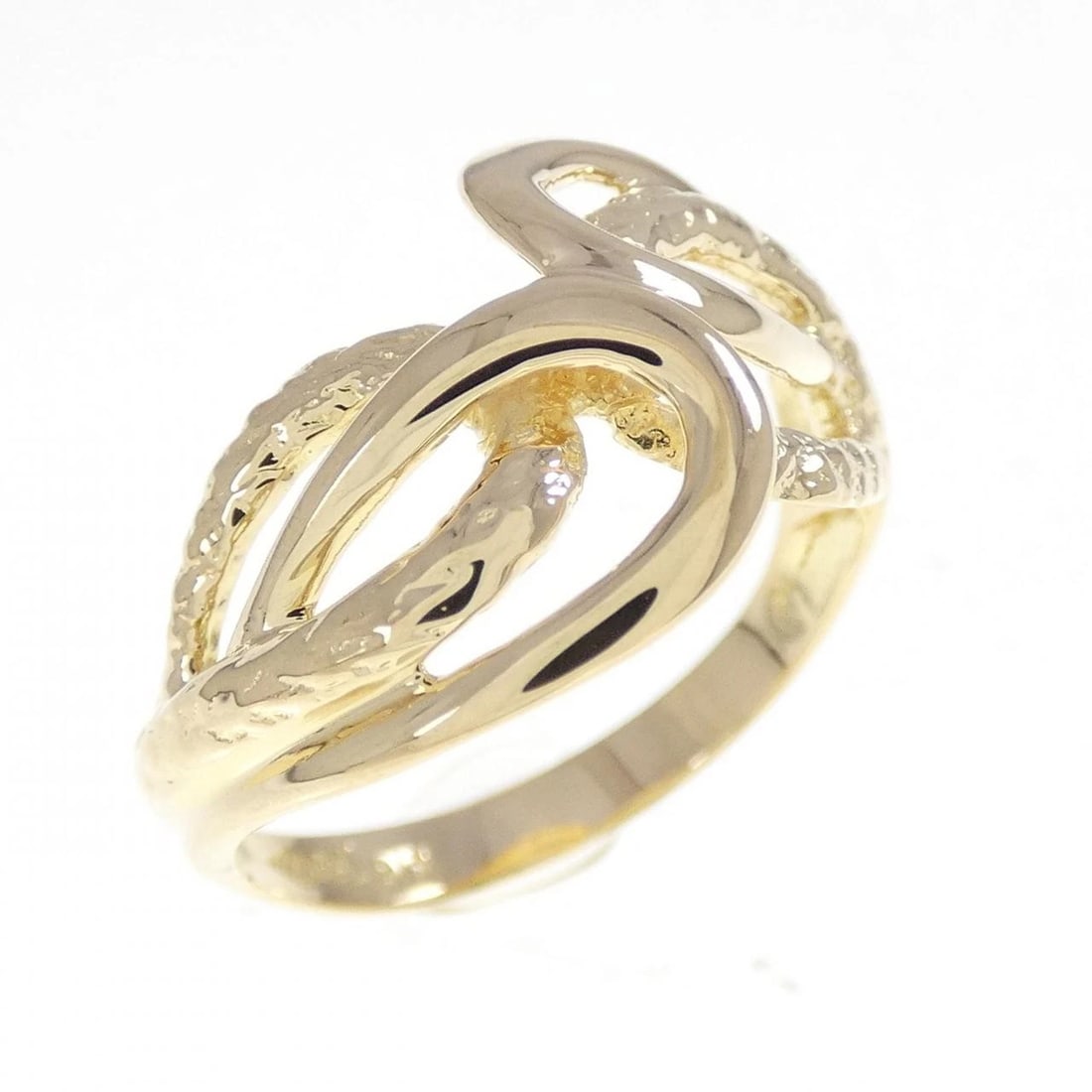 K18YG RING: K18YG ring Brand: Unbranded Type: Ring Material: K18YG, Color: yellow Size: US 9.5 Accessories: None Accessories Notice: When purchasing pre-owned goods, please refer to the photos of the