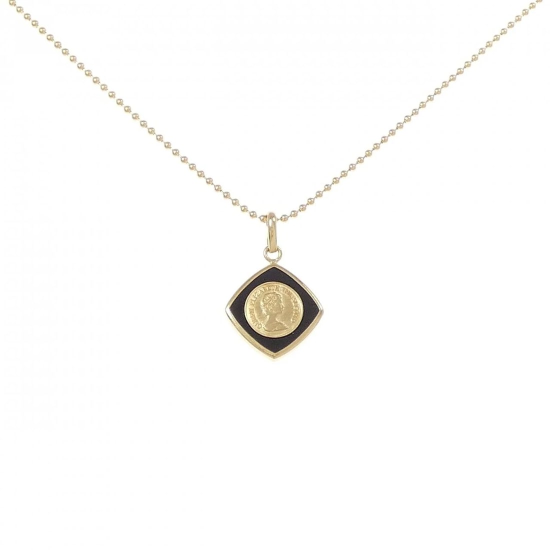 K18YG ONYX NECKLACE: K18YG Onyx Necklace Brand: Unbranded Type: Onyx Necklace Material: K18YG, Main Stone/Creation onyx Color: yellow Size: Actual Size Pendant length approx. x width approx.: 19.8mmx12.9mm Chain