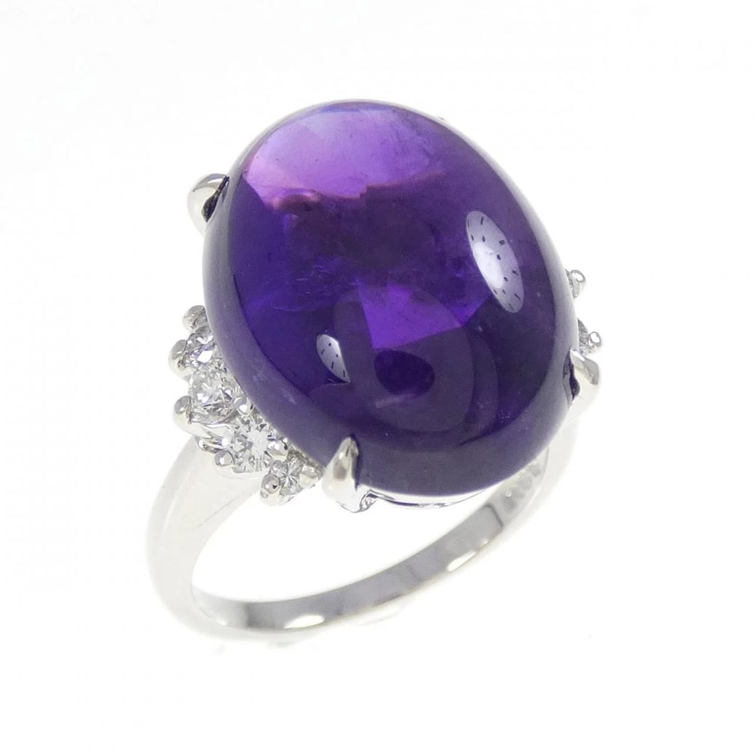 PT900 AMETHYST RING: PT900 Amethyst Ring Brand: Unbranded Type: Amethyst Ring Material: PT900, Main Stone/Creation Amethyst Color: platinum Size: US 6 1/2 Accessories: None Accessories Notice: When purchasing