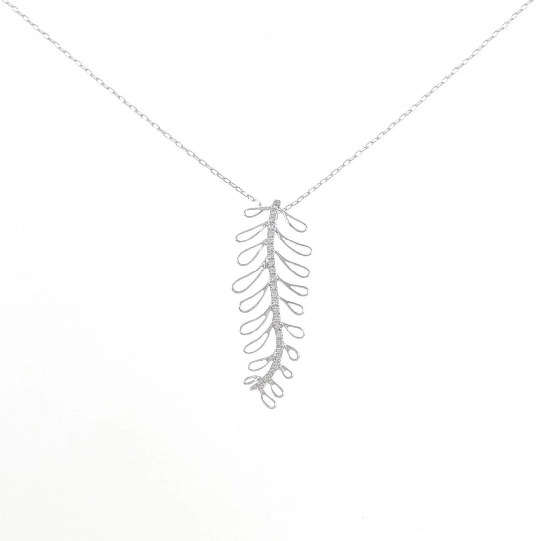 750WG/K18WG FEATHER DIAMOND NECKLACE (1 of 4)