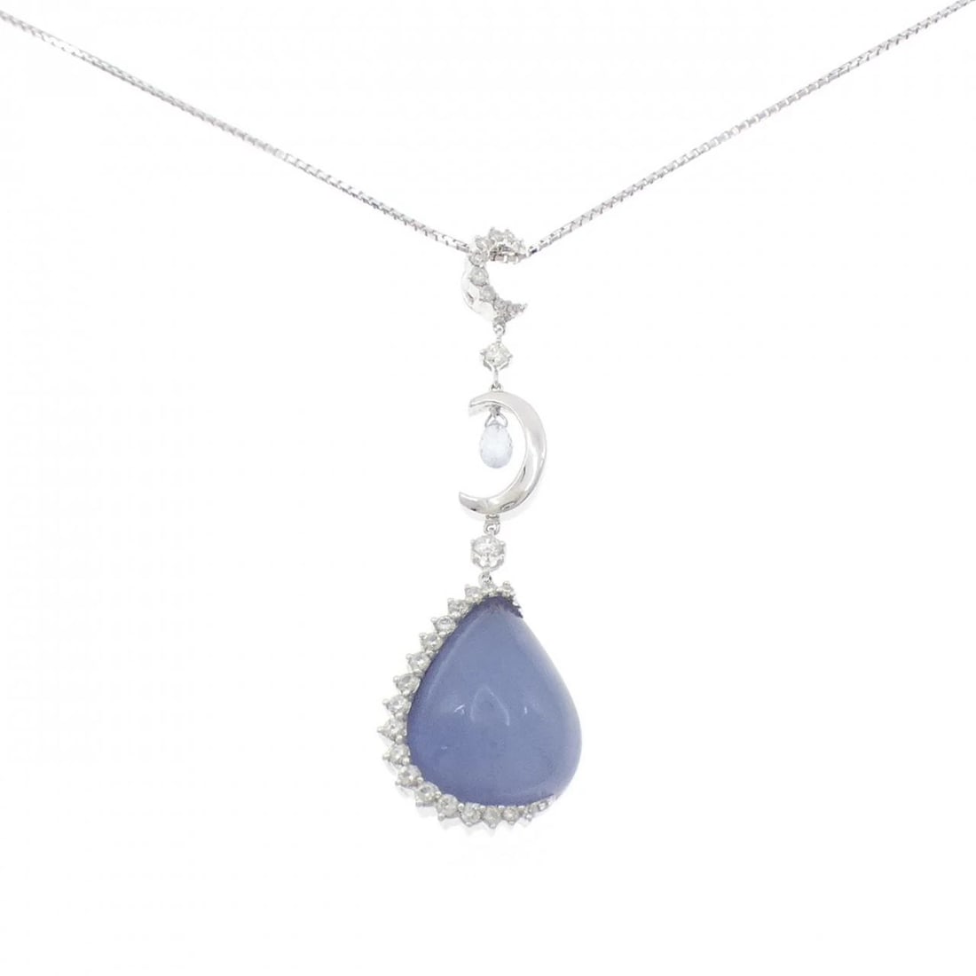 18KWG/K18WG COLOR STONE NECKLACE: 18KWG/K18WG Color Stone Necklace Brand: Unbranded Type: Sapphire Necklace Material: 18K white gold/18K white gold, Main Stone/Creation Sapphire Color: white gold Size: Actual Size Pendant