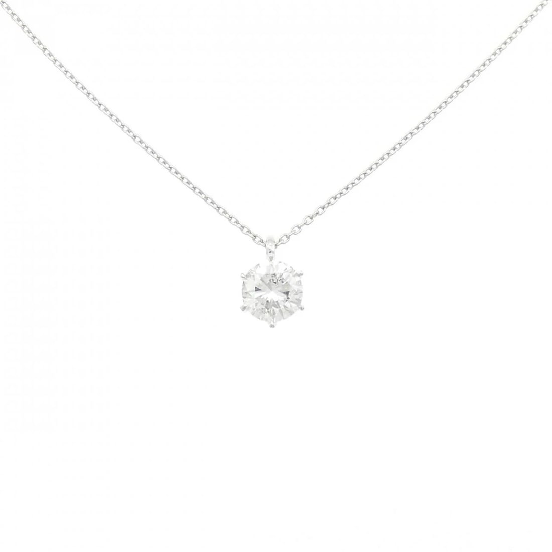 PT900/PT850 DIAMOND NECKLACE: PT900/PT850 Diamond Necklace Brand: Unbranded Type: Necklace Material: Platinum900/Platinum850, Main Stone/Creation Natural Color: Platinum Size: 45cm,Actual Size Pendant length approx. x