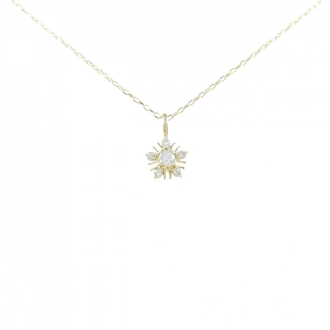 K18YG DIAMOND NECKLACE: K18YG Diamond Necklace Brand: Unbranded Type: Diamond Necklace Material: K18 yellow gold, Color: yellow gold Size: 45cm,Actual Size Pendant length approx. x width approx.: 12.8mmx8.2mm Chain