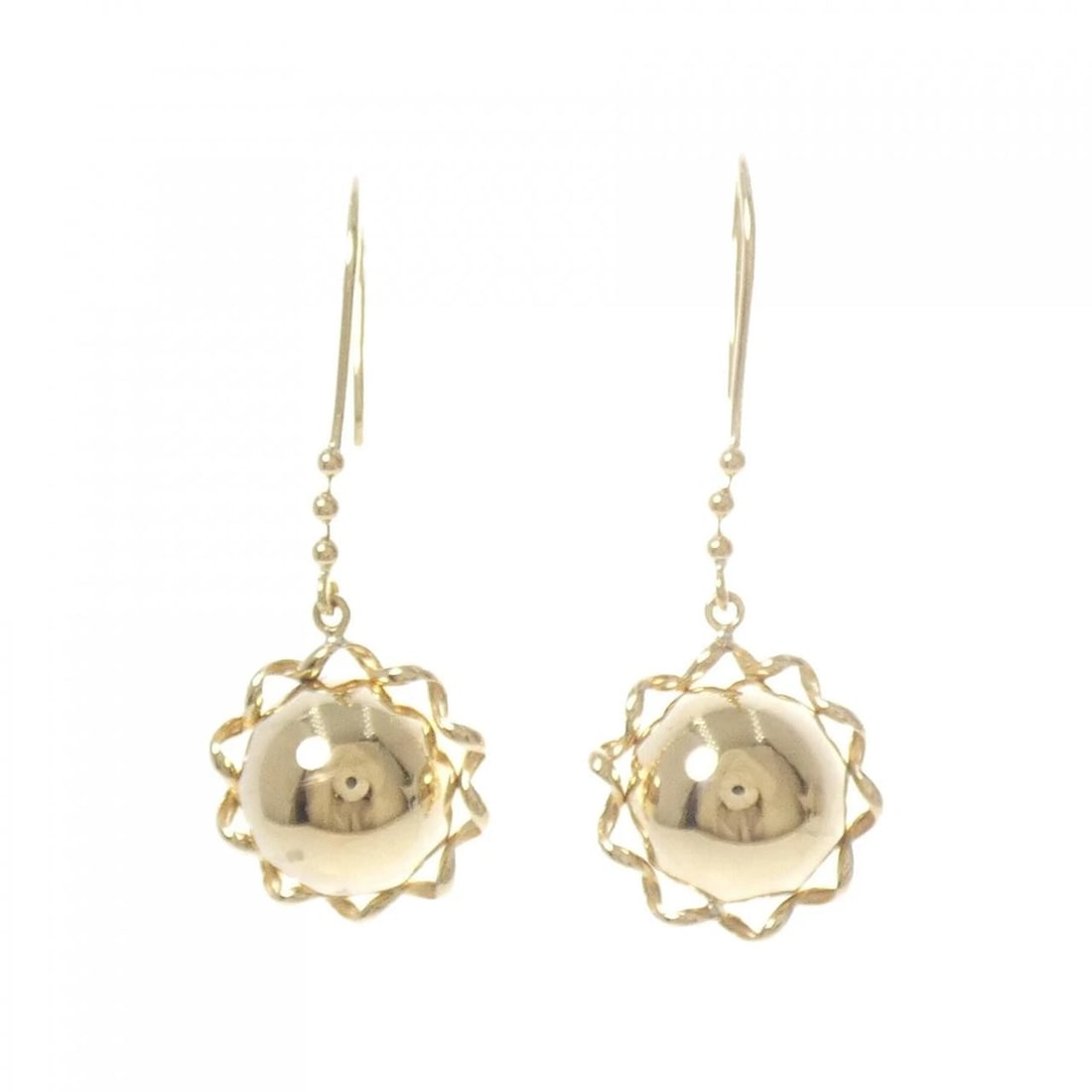 K18YG PIERCE: K18YG Pierce Brand: Unbranded Type: Pierce/Earring Material: K18 yellow gold, Color: yellow gold Size: Actual Size Approx. length x width: 22.2mm x 12.1mm Accessories: None Accessories