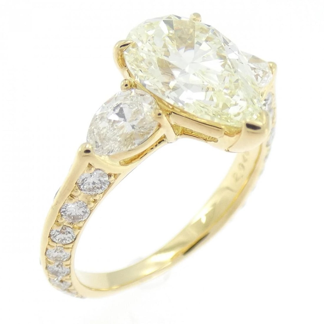 K18YG DIAMOND RING: K18YG Diamond Ring Brand: Unbranded Type: Ring Material: K18 yellow gold, Color: yellow Size: US 5 1/2 Accessories: None Accessories Notice: When purchasing pre-owned goods, please refer t