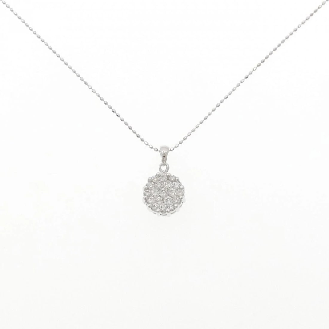 K18WG DIAMOND NECKLACE: K18WG Diamond Necklace Brand: Unbranded Type: Diamond Necklace Material: K18 white gold, Color: white Size: 45cm Actual Size Pendant length approx. x width approx.: 15.4mmx9.6mm Chain maximum