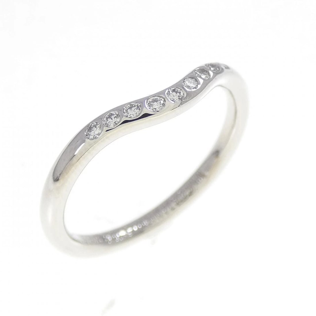 TIFFANY & CO. CURVED 9-PIECE RING: TIFFANY & Co. Curved 9-Piece Ring Brand: TIFFANY&Co. Type: Ring Material: Platinum950, Color: Platinum Size: US 5 1/4 Accessories: None Accessories Notice: When purchasing pre-owned goods,
