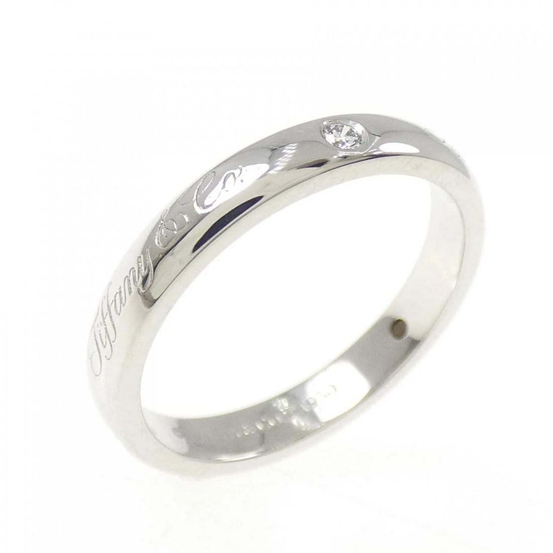 TIFFANY & CO. NOTES LUCIDA RING: TIFFANY & Co. Notes Lucida Ring Brand: TIFFANY&Co. Type: Ring Material: Platinum950, Main Stone/Creation Natural Color: Platinum Size: US 4 Accessories: None Accessories Notice: When
