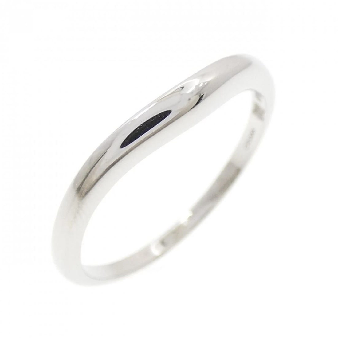 BVLGARI WEDDING RING: Bvlgari Wedding Ring Brand: BVLGARI Type: Ring Material: Platinum950, Color: Platinum Size: US 8.25 Accessories: None Accessories Notice: When purchasing pre-owned goods, please refer to t