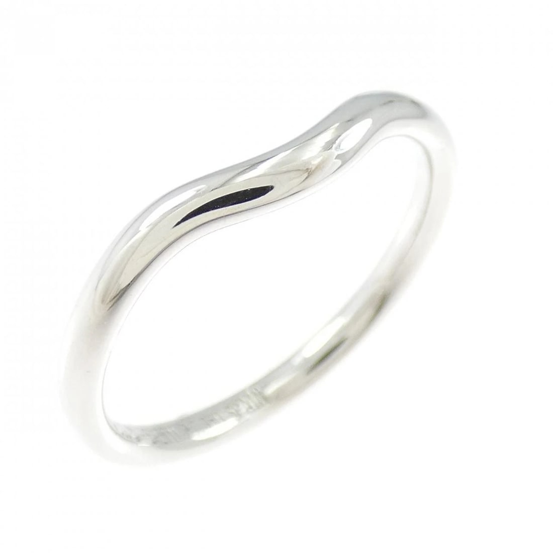 TIFFANY&CO. CURVED RING: TIFFANY&Co. Curved Ring Brand: TIFFANY&Co. Type: Ring Material: Platinum950, Color: Platinum Size: US 6 1/2 Accessories: None Accessories Notice: When purchasing pre-owned goods, please refer