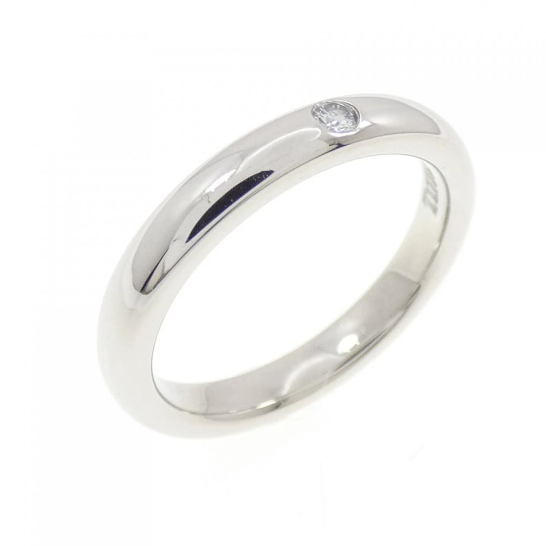 TIFFANY&CO. STACKING BAND RING: TIFFANY&Co. Stacking Band Ring Brand: TIFFANY&Co. Type: Ring Material: Platinum950, Main Stone/Creation Natural Color: Platinum951 Size: US 3 1/2 Accessories: None Accessories Notice: When