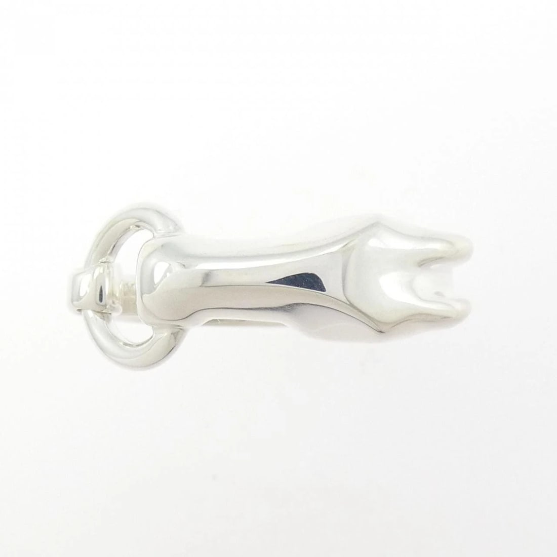 HERMES GALLOP RING: Hermes Gallop Ring Brand: HERMES Type: Ring Material: 925Silver, Color: Silver Size: US 5 3/4 Accessories: None Accessories Notice: When purchasing pre-owned goods, please refer to the photos