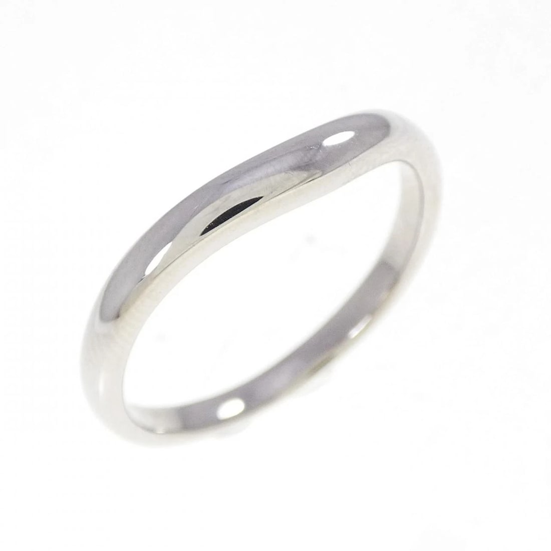 MIKIMOTO PT950 RING: Mikimoto PT950 ring Brand: MIKIMOTO Type: Ring Material: Platinum950, Color: Platinum Size: US 8 1/4 Accessories: None Accessories Notice: When purchasing pre-owned goods, please refer to