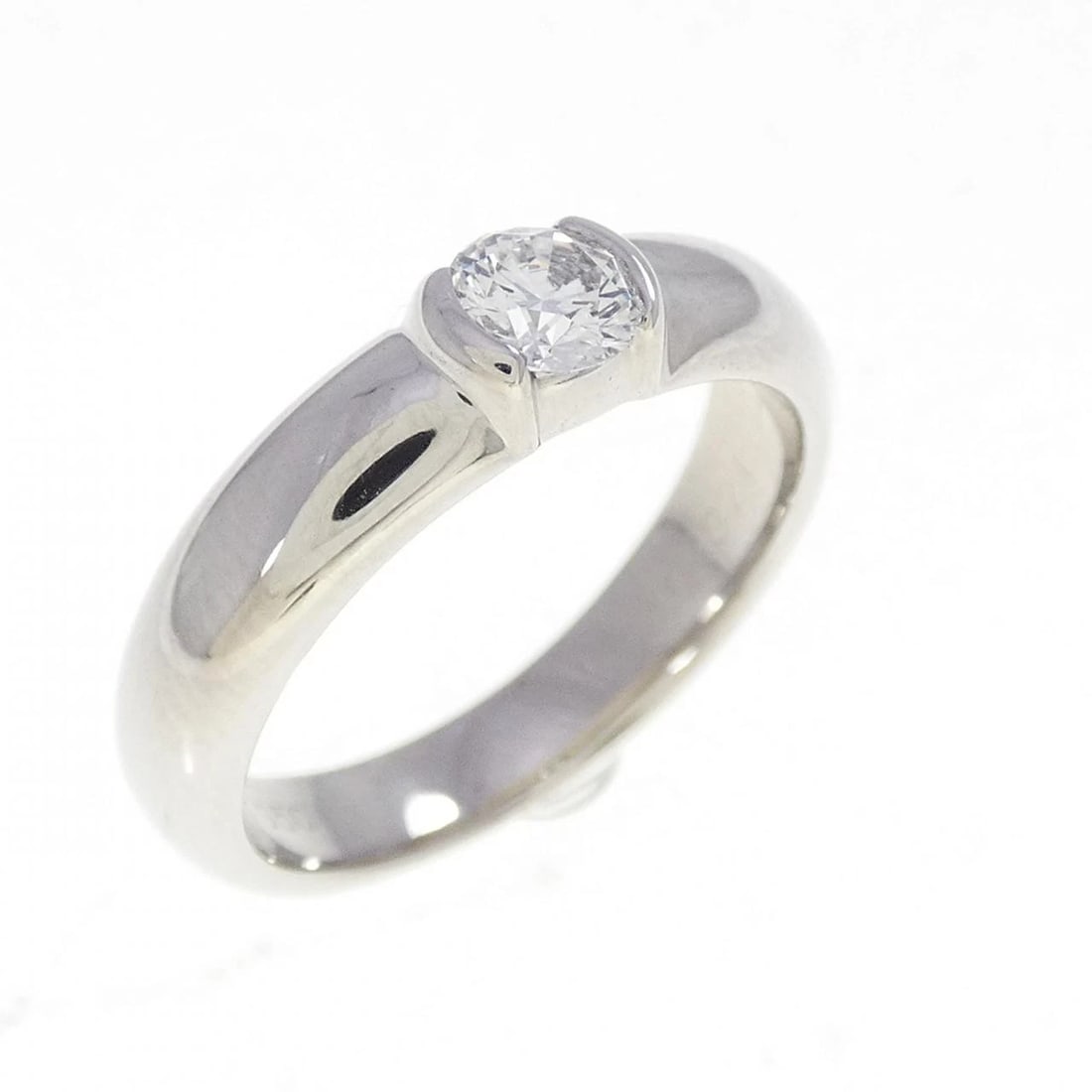 TIFFANY & CO. DOTS RING: TIFFANY & Co. Dots Ring Brand: TIFFANY&Co. Type: Ring Material: Platinum950, Main Stone/Creation Natural Color: Platinum Size: US 5 Accessories: None Accessories Notice: When purchasing