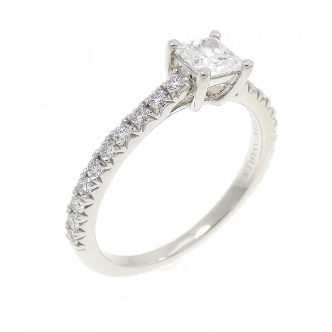 TIFFANY & CO. NOVO RING: TIFFANY & Co. Novo Ring Brand: TIFFANY&Co. Type: Ring Material: Platinum950, Main Stone/Creation Natural Color: F Size: US 3 1/2 Accessories: None Accessories Notice: When purchasing