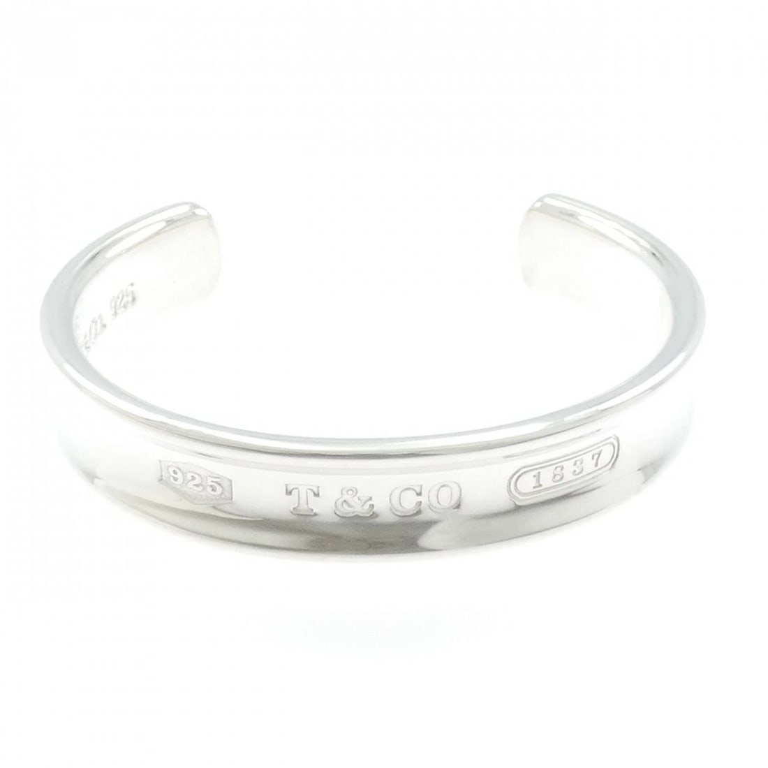 TIFFANY & CO. 1837 BANGLE: TIFFANY & Co. 1837 Bangle Brand: TIFFANY&Co. Type: Bracelet Material: 925Silver, Color: Silver Size: 16cm Actual Size Max width approx.: 11.9mm Accessories: None Accessories Notice: When