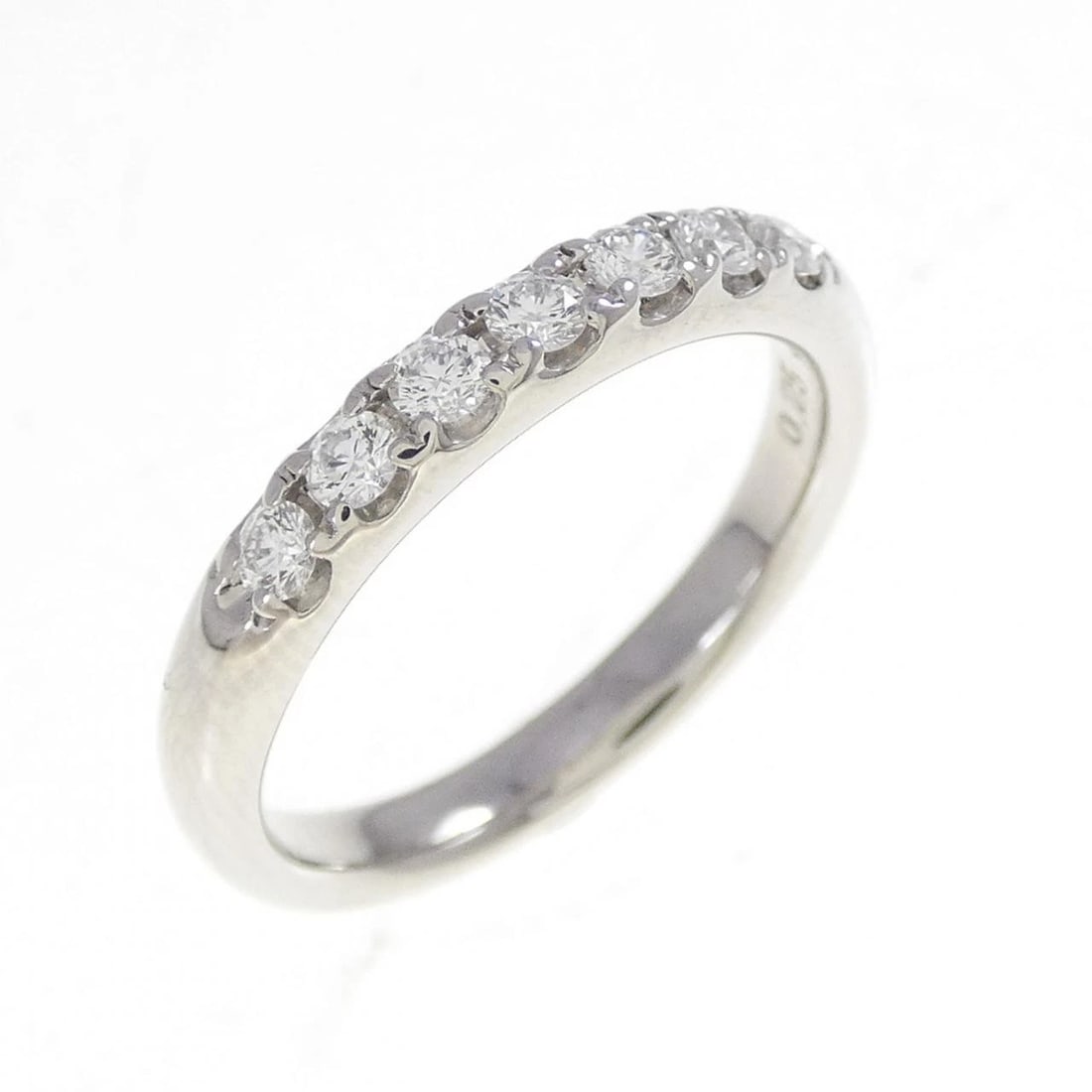 MIKIMOTO DIAMOND RING: Mikimoto Diamond Ring Brand: MIKIMOTO Type: Ring Material: Platinum950, Color: pt Size: US 5.75 Accessories: None Accessories Notice: When purchasing pre-owned goods, please refer to the