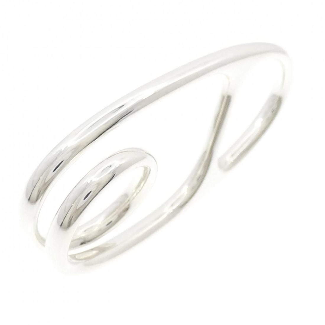 HERMÈS CHAINE D'ANCRE PUNK TRIPLE RING: Hermès Chaine d'Ancre Punk Triple Ring Brand: HERMES Type: Ring Material: 925Silver, Color: silver Size: US 5 1/4 Accessories: None Accessories Notice: When purchasing pre-owned goods,