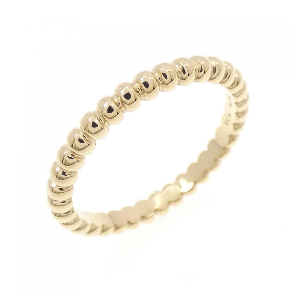 VAN CLEEF & ARPELS PERLÉE SMALL RING: Van Cleef & Arpels Perlée Small Ring Brand: Van Cleef & Arpels Type: Ring Material: 750 yellow gold, Color: yellow Size: US 4 Accessories: None Accessories Notice: When purchasing pre-owne