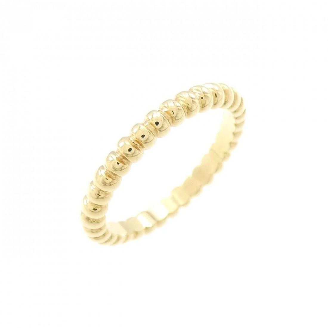 VAN CLEEF & ARPELS PERLÉE SMALL RING: Van Cleef & Arpels Perlée Small Ring Brand: Van Cleef & Arpels Type: Ring Material: 750 yellow gold, Color: yellow Size: US 3 Accessories: None Accessories Notice: When purchasing pre-owned