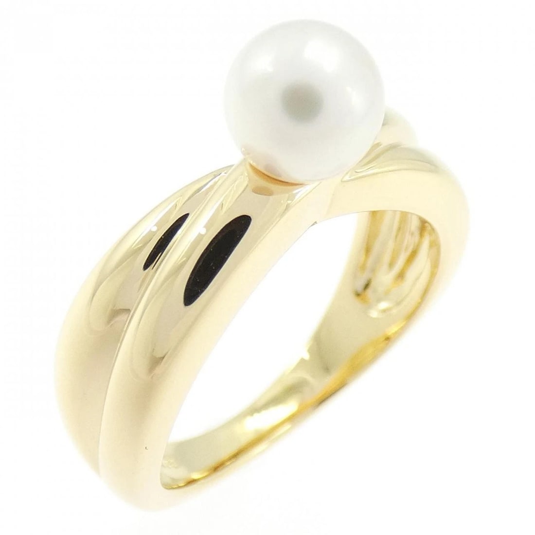 MIKIMOTO AKOYA PEARL RING: Mikimoto Akoya Pearl Ring Brand: MIKIMOTO Type: Ring Material: K18 yellow gold, Main Stone/Creation akoya pearl Color: yellow Size: US 4.75 Accessories: None Accessories Notice: When