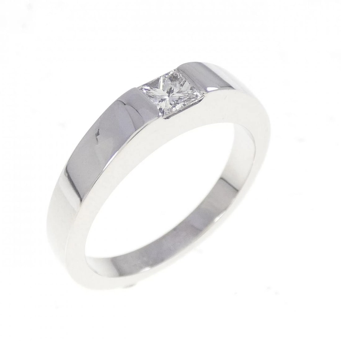 CARTIER TANK RING: Cartier Tank Ring Brand: CARTIER Type: ring Material: 750 white gold, Main Stone/Creation Natural Color: white Size: US 5 1/2 Accessories: None Accessories Notice: When purchasing pre-owned