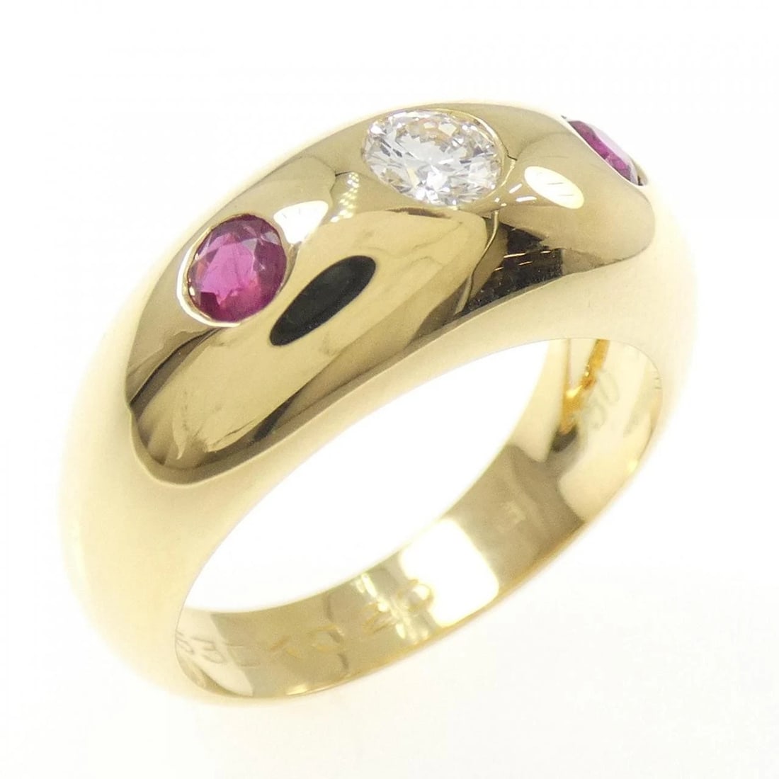CARTIER MIMI RING: Cartier Mimi Ring Brand: CARTIER Type: Ring Material: 750 yellow gold, Main Stone/Creation mainstone ruby secondary stone Natural Color: yellow Size: US 6 Accessories: None Accessories