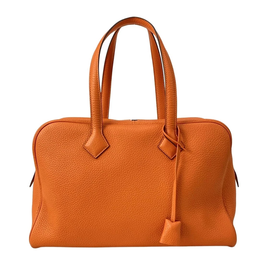 HERMES VICTORIA 2 FOURRE TOUT 35 ORANGE POPPY TAURILLON CLEMENCE T HANDBAG: HERMES Victoria 2 Fourre Tout 35 Orange Poppy Taurillon Clemence T Handbag Brand: HERMES Type: Handbag Material: Taurillon Clemence Color: Orange Poppy Size: Height : 9.06 inch (23 cm) Width : 14.