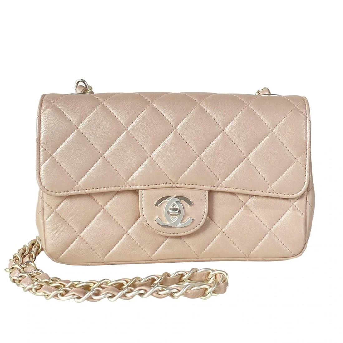 CHANEL MINI MATELASSE LIGHT PINK LAMBSKIN SHOULDER BAG: CHANEL Mini Matelasse Light Pink Lambskin Shoulder Bag Brand: CHANEL Type: Shoulder Bag Material: Lambskin Color: Light Pink Size: Height : 4.33 inch (11 cm) Width : 6.89 inch (17.5 cm) Depth : 2.