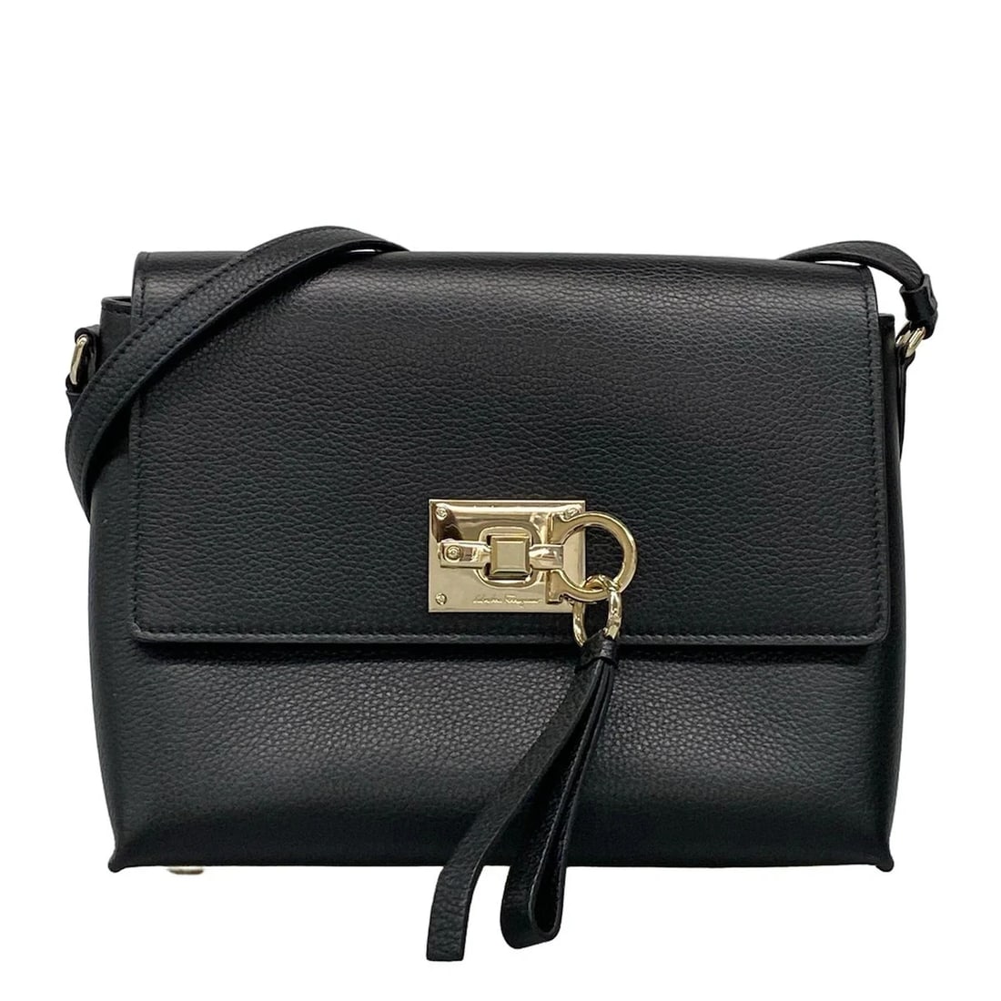 SALVATORE FERRAGAMO STUDIO BLACK LEATHER SHOULDER BAG: Salvatore Ferragamo Studio Black Leather Shoulder Bag Brand: Salvatore Ferragamo Type: Shoulder Bag Material: Leather Color: Black Size: Height : 7.87 inch (20 cm) Width : 9.06 inch (23 cm) - 9.84