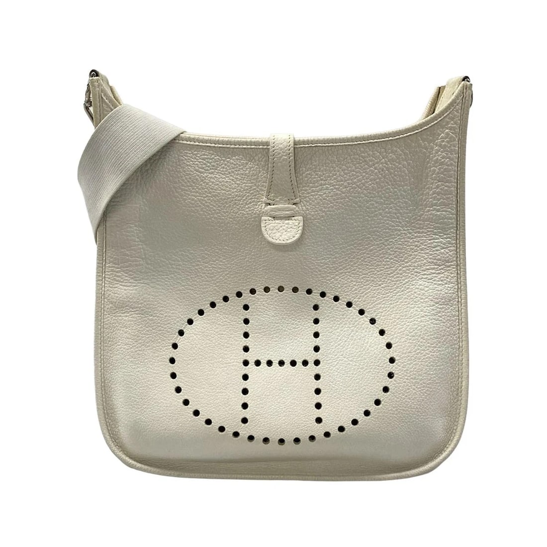 HERMES EVELYNE GM WHITE TAURILLON CLEMENCE SQUARE E SHOULDER BAG: HERMES Evelyne GM White Taurillon Clemence Square E Shoulder Bag Brand: HERMES Type: Shoulder Bag Material: Taurillon Clemence Color: White Size: Height : 12.2 inch (31 cm) Width : 12.4 inch (31.5