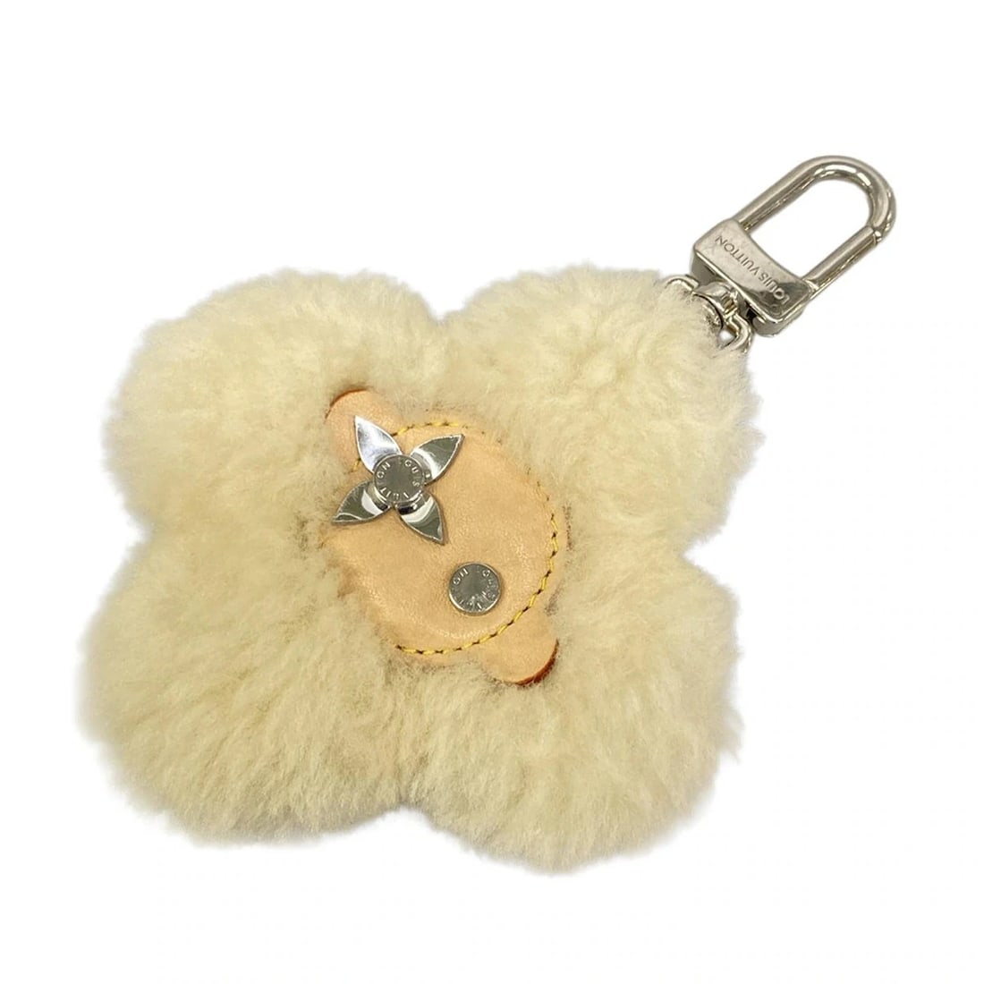 LOUIS VUITTON BAG CHARM VIVIENNE SHEARLING CREAM BAG CHARM: LOUIS VUITTON Bag Charm Vivienne Shearling Cream Bag Charm Brand: LOUIS VUITTON Type: Bag Charm Material: Shearling (type of leather: sheepskin) Color: Cream Size: Height*Width : 5.51 inch (14 cm)