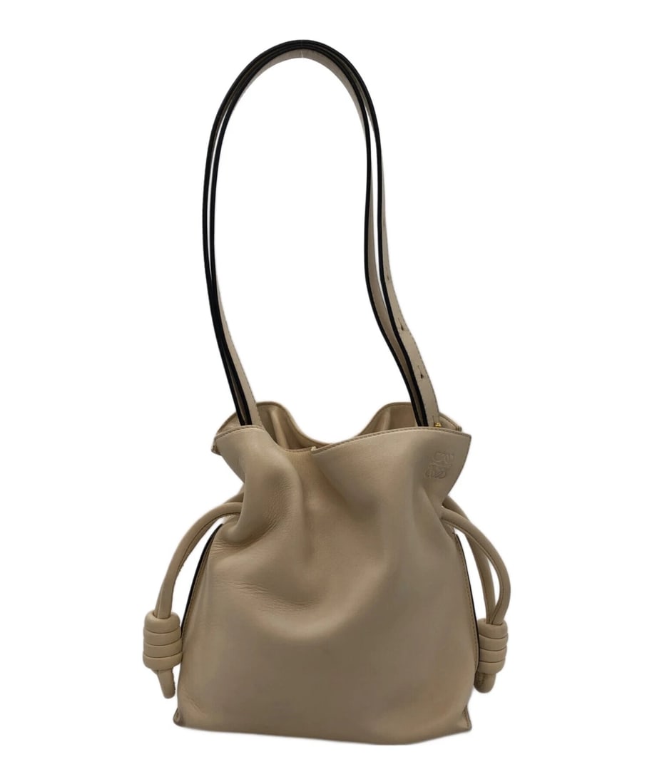 LOEWE FLAMENCO SHOULDER BAG: LOEWE Flamenco Shoulder Bag Brand: LOEWE Type: Handbag Material: none Color: White Size: H:25cm / W:27cm / D:9cm Accessories: None Accessories Notice: When purchasing pre-owned goods, please