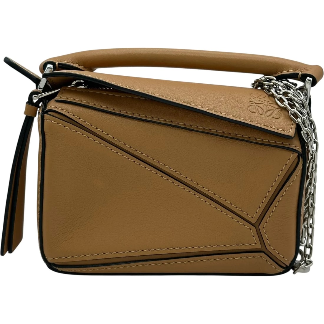 LOEWE PUZZLE BAG NANO CAMEL CALF SHOULDER BAG: LOEWE Puzzle Bag Nano Camel Calf Shoulder Bag Brand: LOEWE Type: Handbag Material: Calf Color: Camel Size: W: 13cm / H: 9cm / D: 6cm / Shoulder: 116cm Accessories: None Accessories Notice: