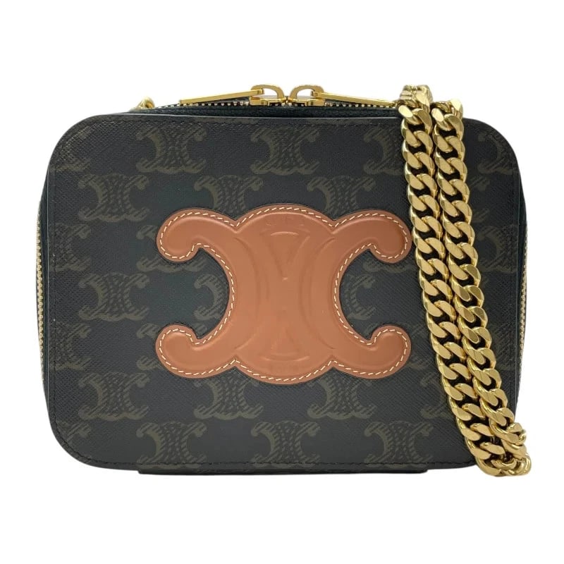 CELINE CHAIN BOX QUILTED TRIOMPHE TAN TRIOMPHE CANVAS SHOULDER BAG: CELINE Chain Box Quilted Triomphe Tan Triomphe Canvas Shoulder Bag Brand: CELINE Type: Handbag Material: Triomphe Canvas Color: Tan Size: W: 16.5cm / H: 12cm / D: 7cm / Shoulder: 90cm Accessories