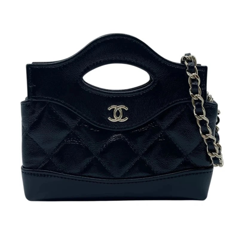 CHANEL 31 CHAIN CLUTCH BLACK GHW SHINY LAMBSKIN SHOULDER BAG: CHANEL 31 Chain Clutch Black GHW Shiny Lambskin Shoulder Bag Brand: CHANEL Type: Handbag Material: Shiny Lambskin Color: Black / GD Hardware Size: W: 14cm / H: 13cm / D: 4cm / Shoulder: 120cm Acc