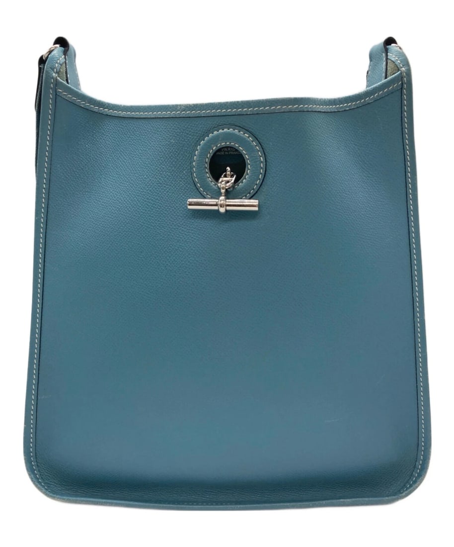 HERMES VESPA PM SHOULDER BAG: HERMES VESPA PM Shoulder Bag Brand: HERMES Type: Handbag Material: none Color: Blue Jean Size: H:31cm / W:28cm / D:8cm Accessories: None Accessories Notice: When purchasing pre-owned goods