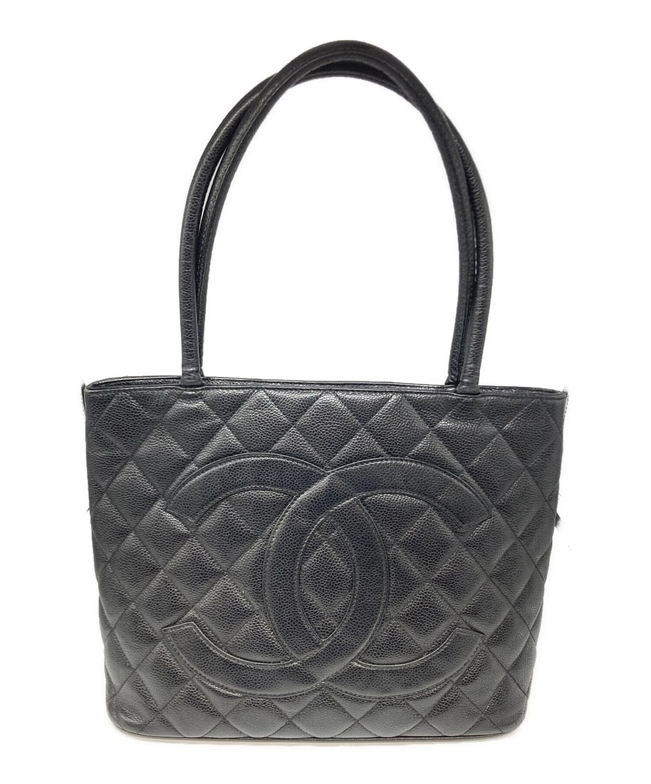 CHANEL TOTE BAG: CHANEL Tote Bag Brand: CHANEL Type: Handbag Material: none Color: Black Size: H:23cm / W:29cm / D:14cm [ Handle size ] 18cm Accessories: None Accessories Notice: When purchasing pre-owned