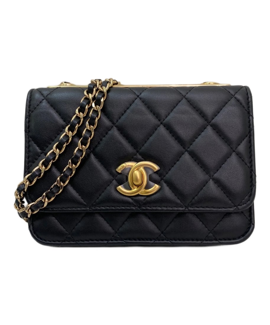 CHANEL CHAIN WALLET: CHANEL Chain Wallet Brand: CHANEL Type: Handbag Material: Lambskin Color: Black Size: H:12cm / W:15cm / D:2.5cm Accessories: None Accessories Notice: When purchasing pre-owned goods, pleas